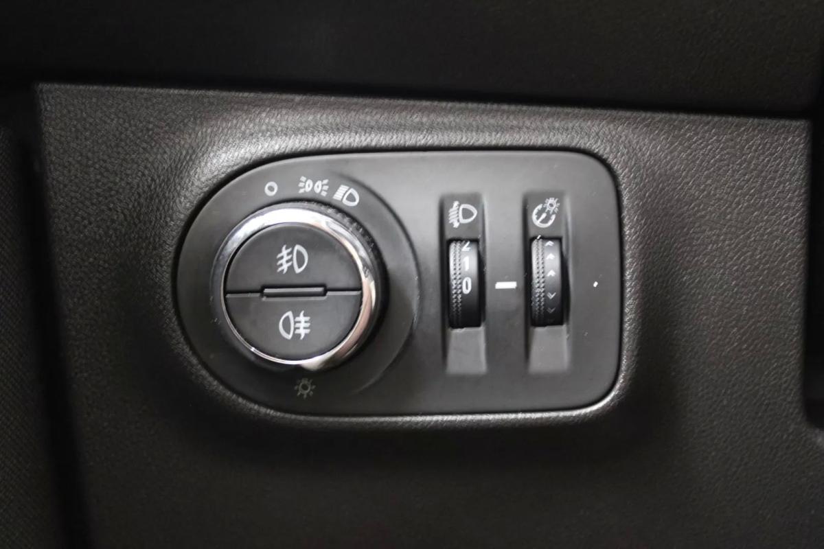opel-corsa-2018-gasolina-1229cc