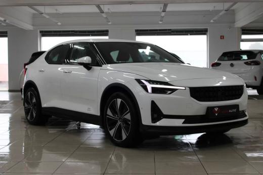 polestar-2-2023-eletrico-200cc