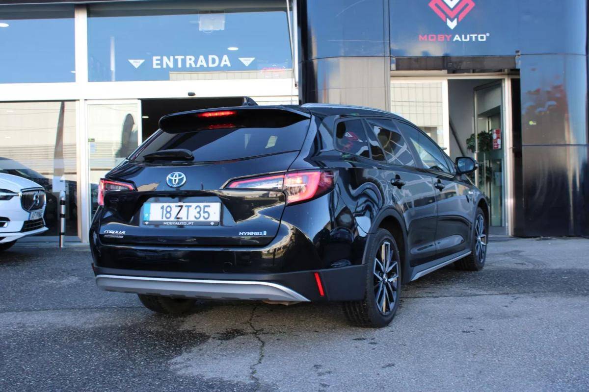 toyota-corolla-2020-hibrido-a-gasolina-1798cc