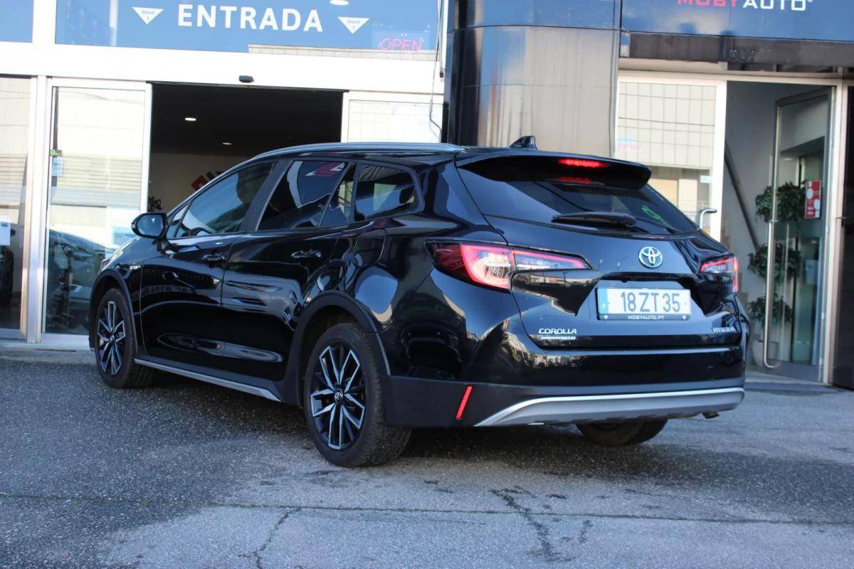 toyota-corolla-2020-hibrido-a-gasolina-1798cc