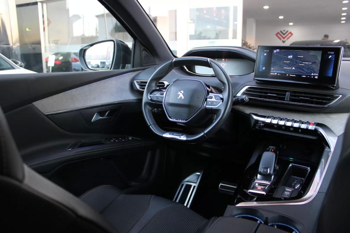 peugeot-5008-2021-diesel-1499cc