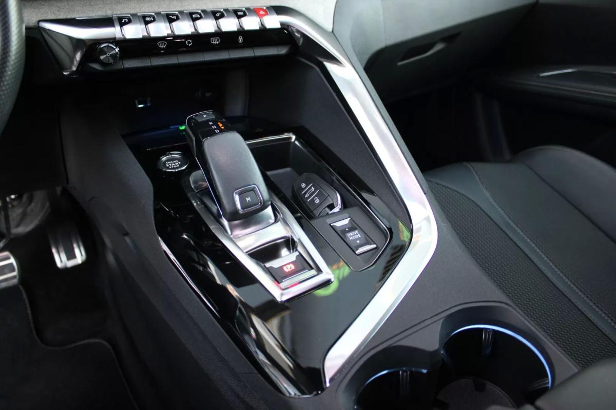 peugeot-5008-2021-diesel-1499cc