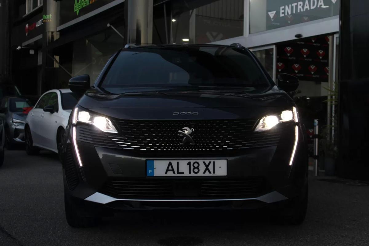 peugeot-5008-2021-diesel-1499cc