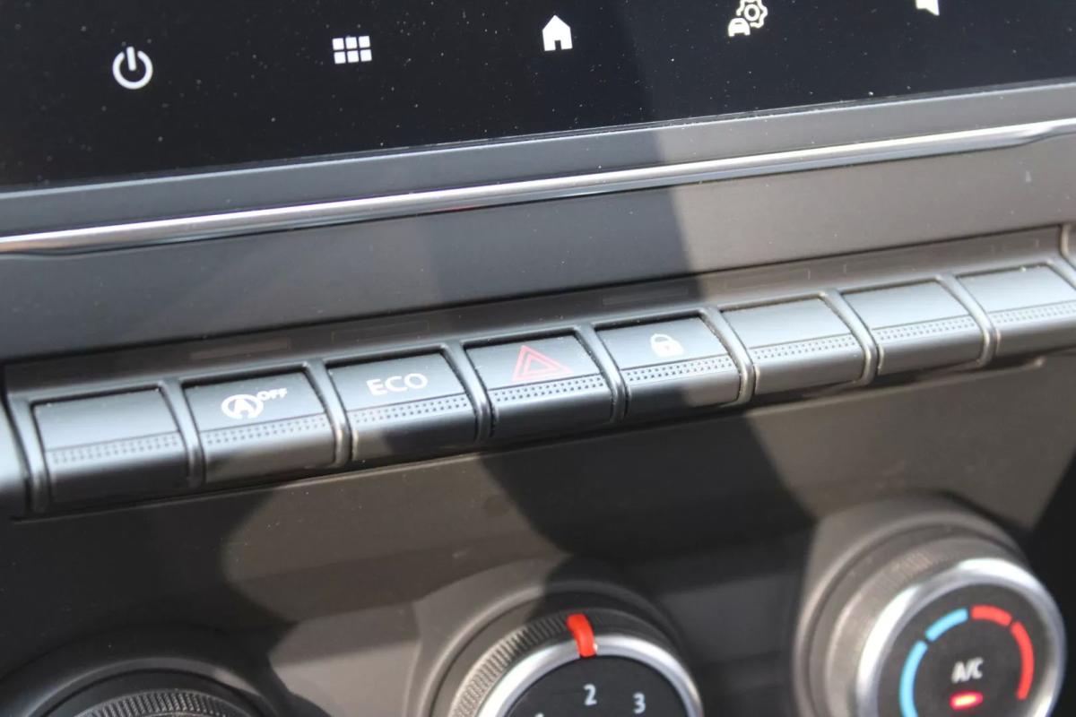 renault-clio-2023-gpl-999cc