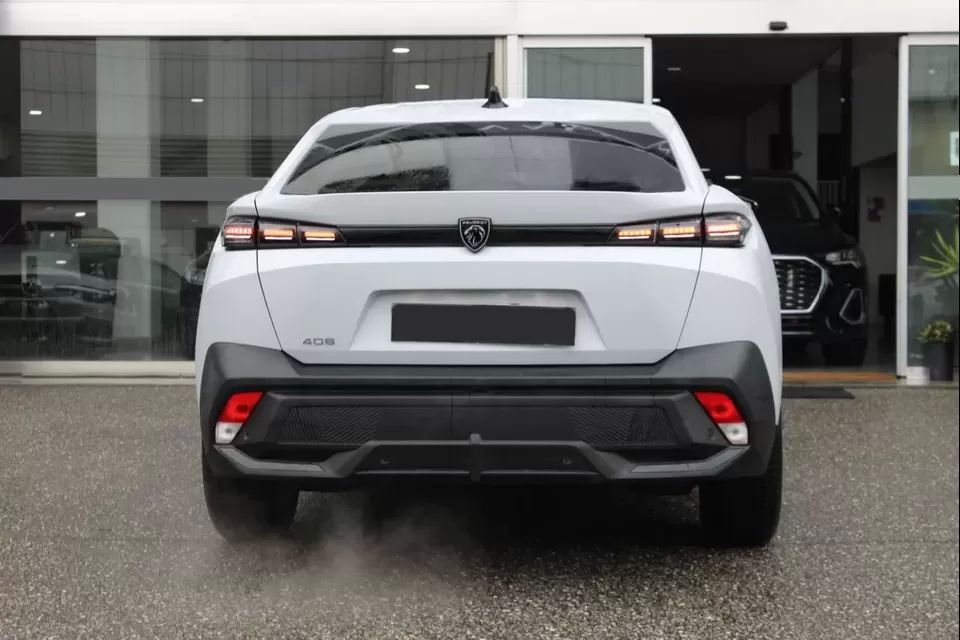 peugeot-408-2024-gasolina-1199cc