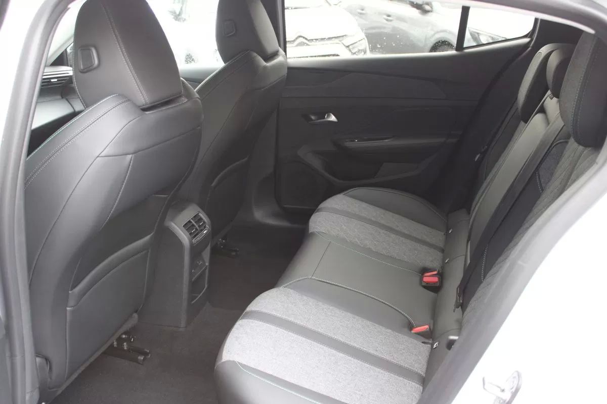 peugeot-408-2024-gasolina-1199cc