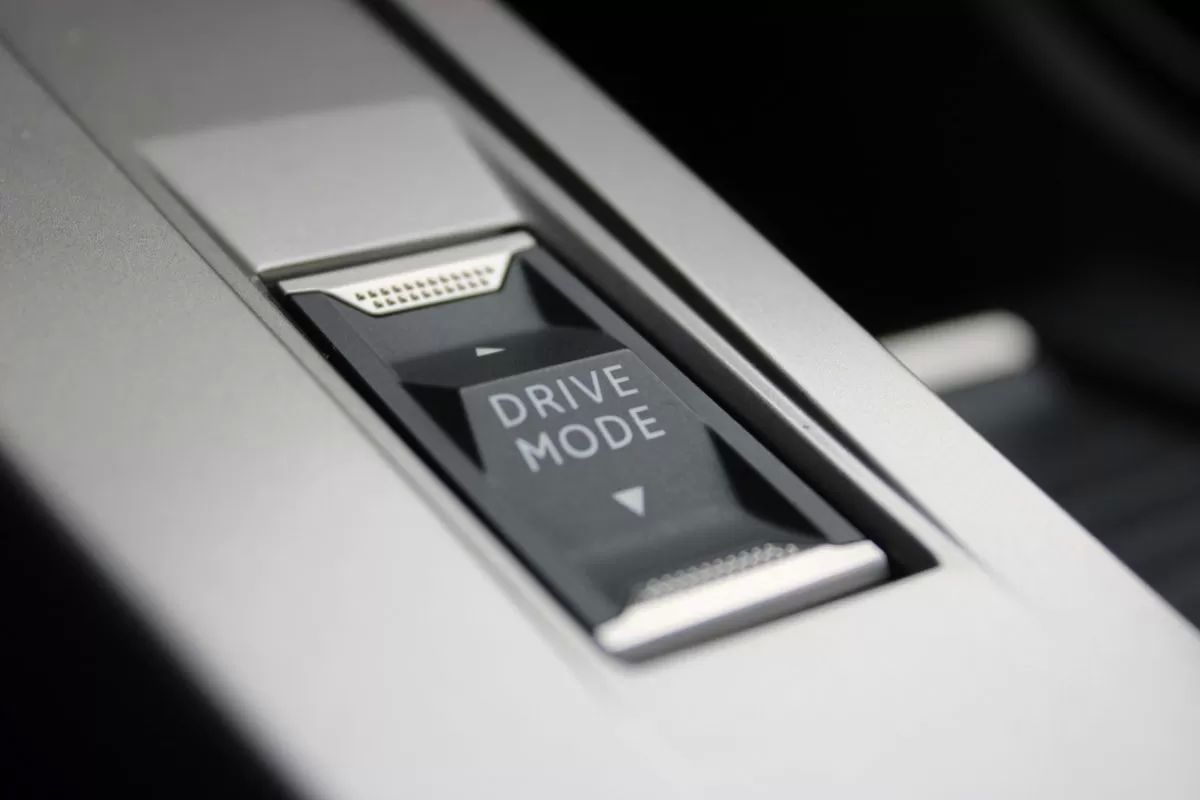 peugeot-408-2024-gasolina-1199cc