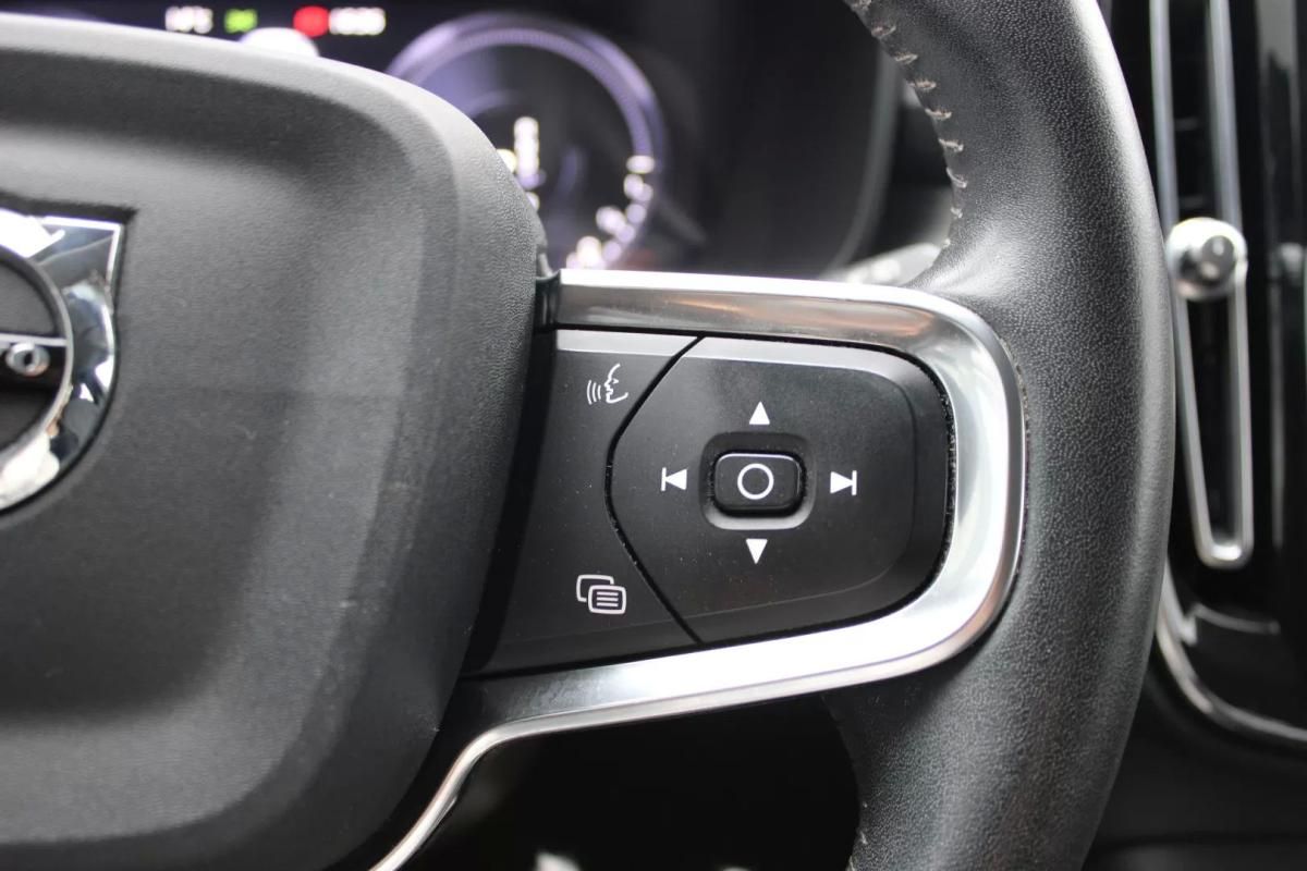 volvo-xc40-2021-hibrido-1477cc