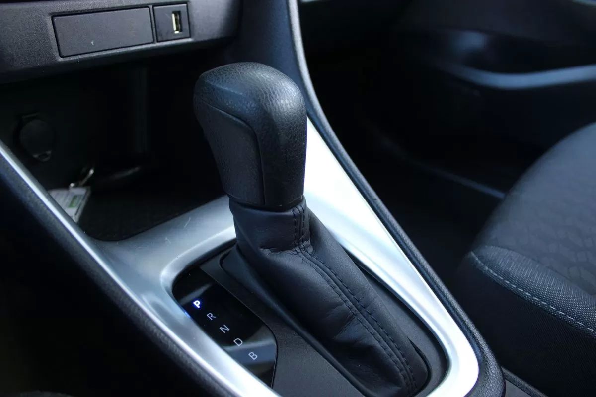 toyota-yaris-2021-gasolina-1497cc
