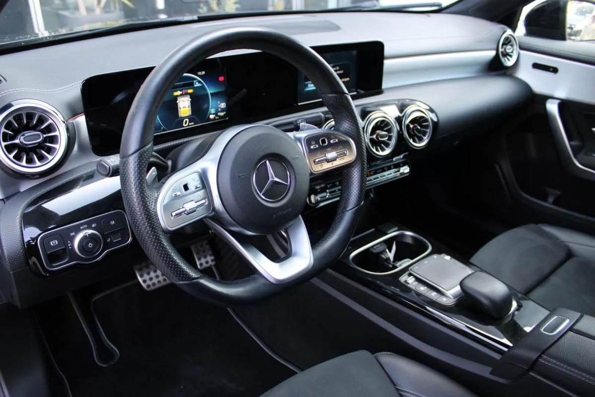 mercedes-benz-classe-a-2021-hibrido-1332cc