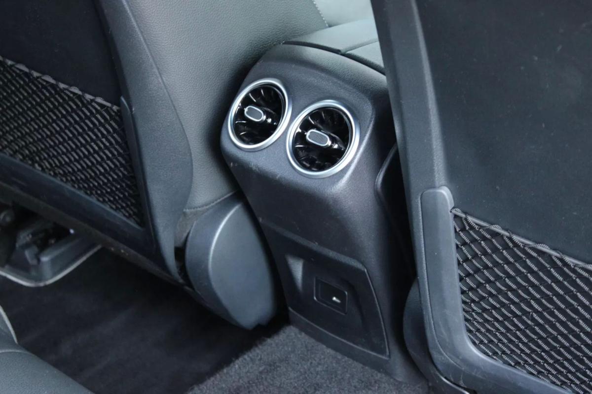 mercedes-benz-classe-a-2021-hibrido-1332cc
