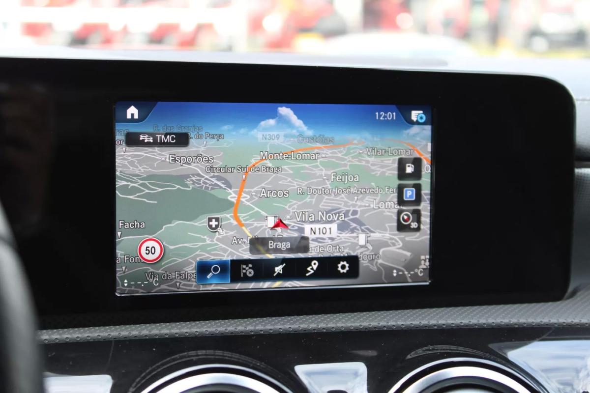 mercedes-benz-classe-a-2021-hibrido-1332cc