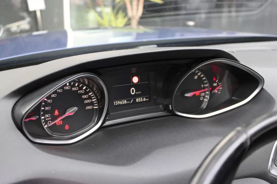 peugeot-308-sw-2019-diesel-1499cc