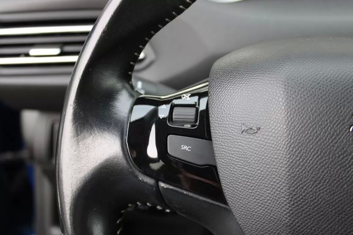 peugeot-308-sw-2019-diesel-1499cc