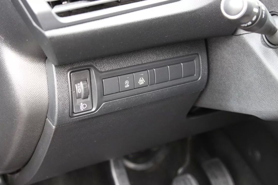 peugeot-308-sw-2019-diesel-1499cc