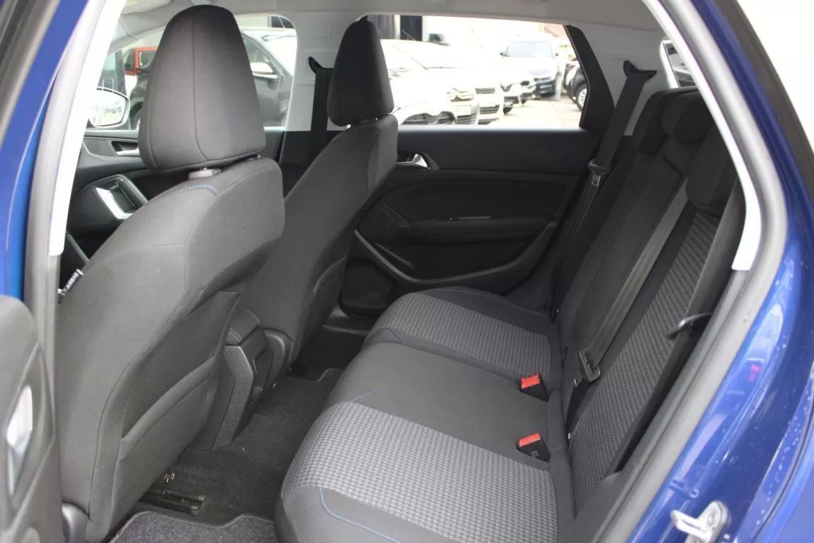 peugeot-308-sw-2019-diesel-1499cc