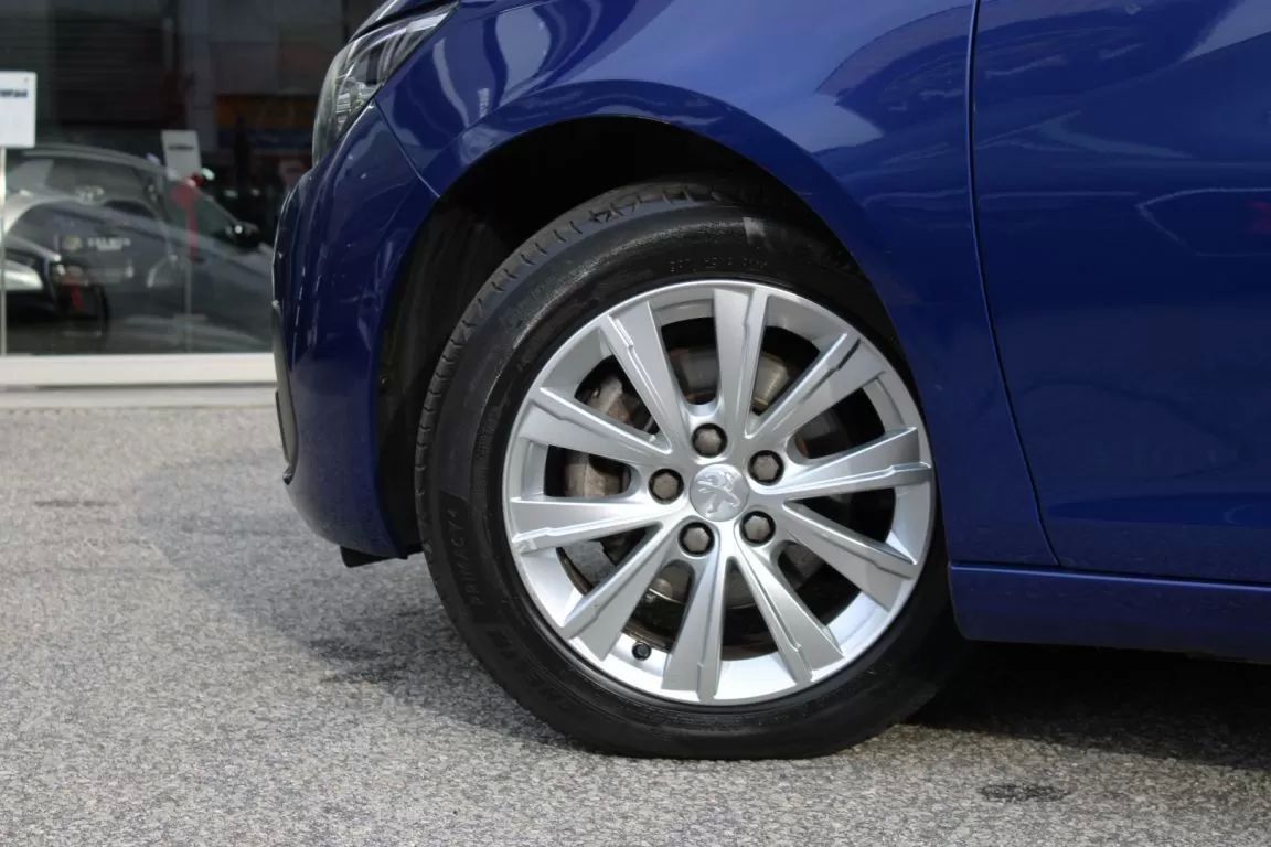 peugeot-308-sw-2019-diesel-1499cc