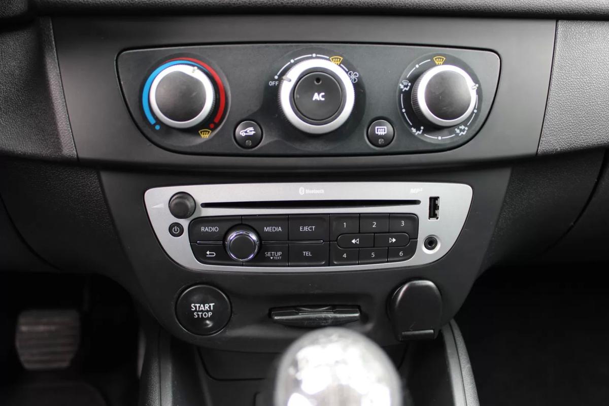 renault-megane-coupe-2014-diesel-1461cc