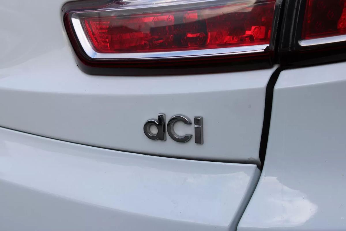 renault-megane-sport-tourer-2013-diesel-1461cc