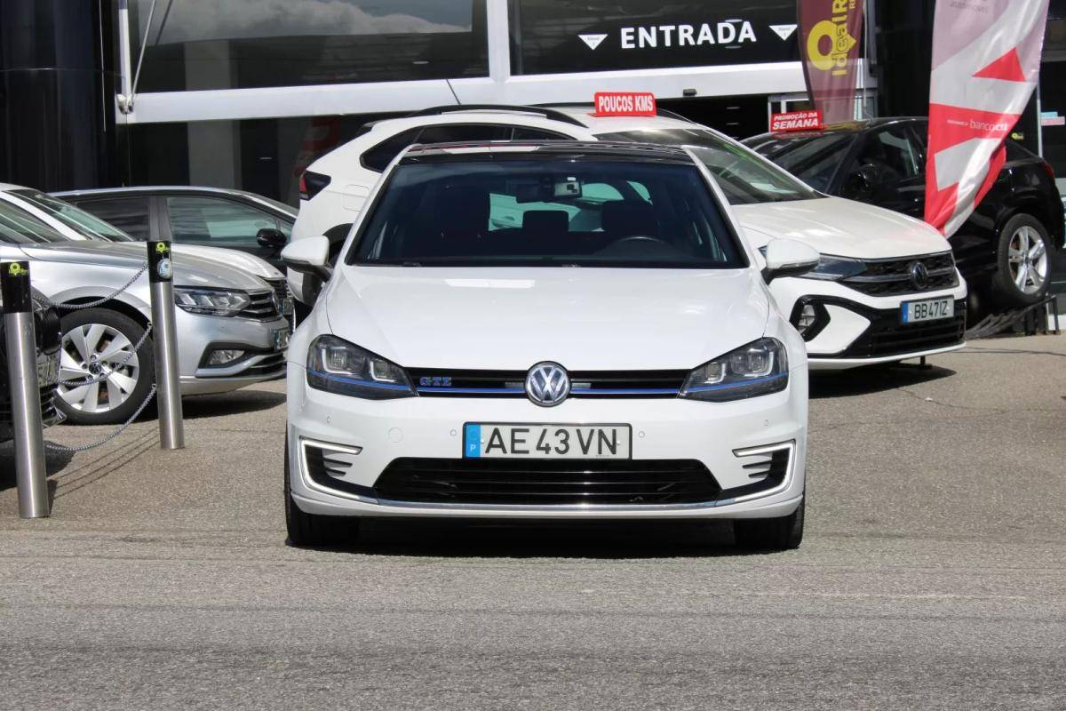 volkswagen-golf-2015-hibrido-1395cc