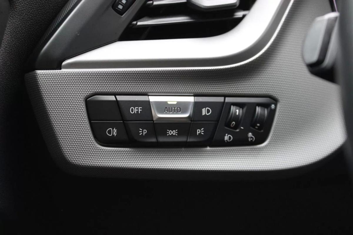 bmw-serie-2-2021-diesel-1496cc