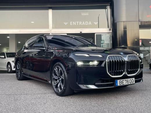 bmw-serie-7-2023-diesel-2993cc