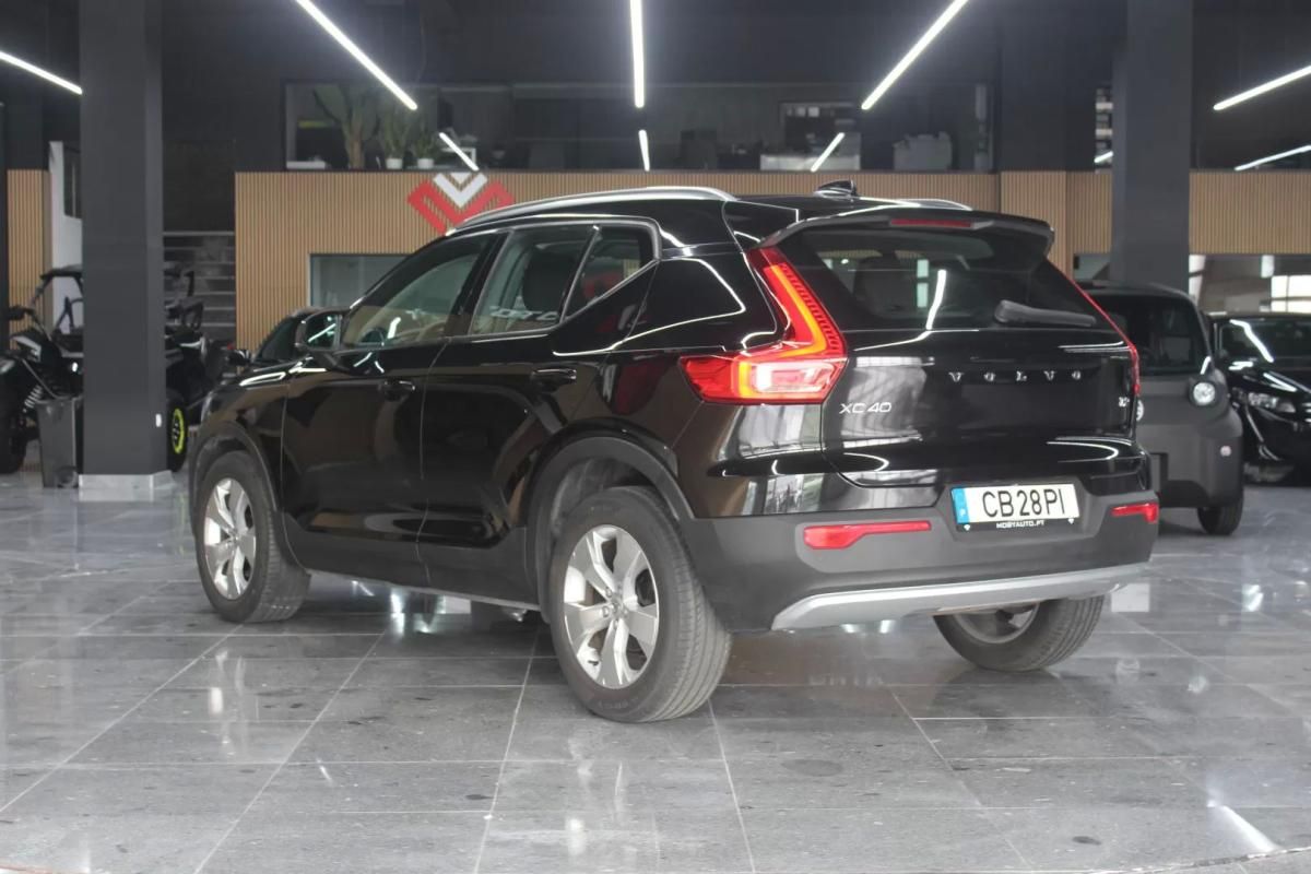 volvo-xc40-2021-gasolina-1477cc