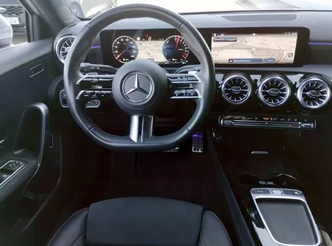 mercedes-benz-classe-a-2020-hibrido-1332cc