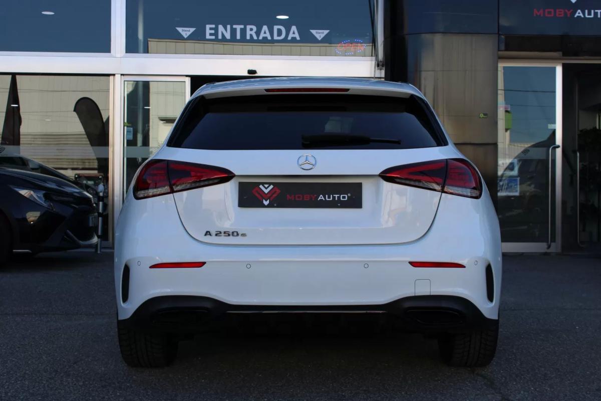 mercedes-benz-classe-a-2020-hibrido-1332cc