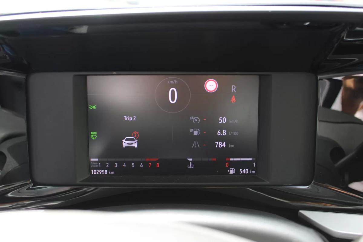 opel-mokka-2023-gasolina-1199cc