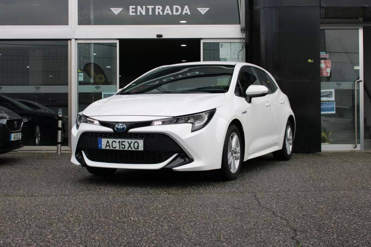 toyota-corolla-2020-hibrido-a-gasolina-1798cc