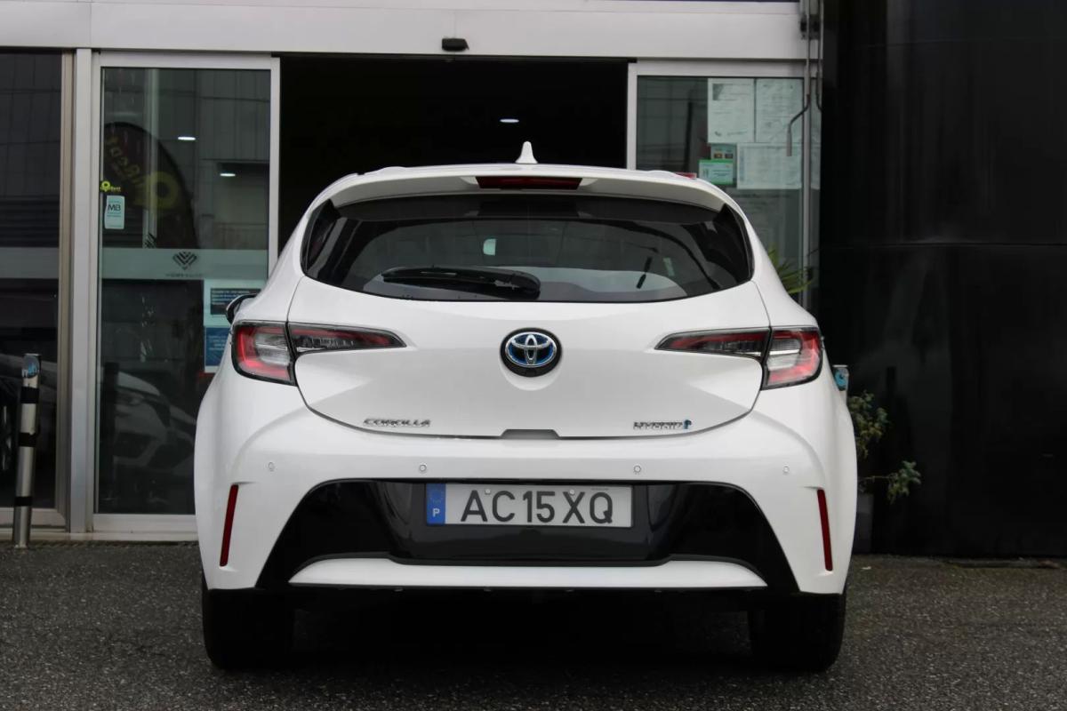 toyota-corolla-2020-hibrido-a-gasolina-1798cc