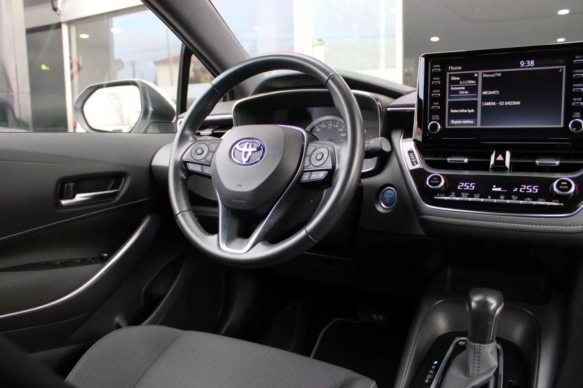 toyota-corolla-2020-hibrido-a-gasolina-1798cc