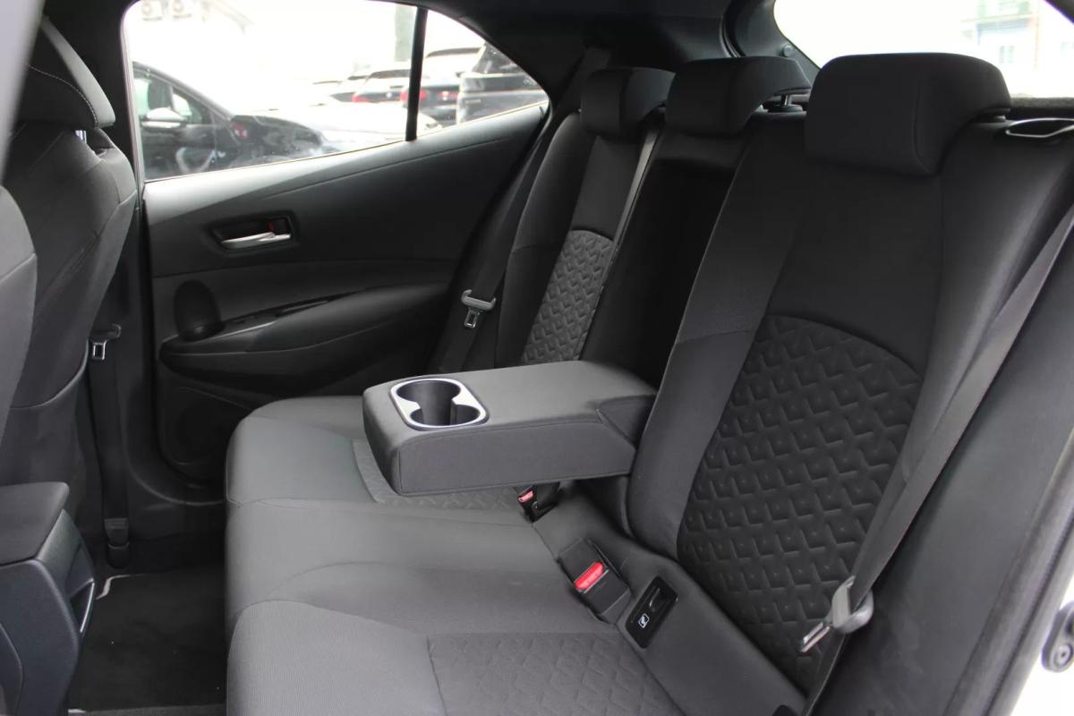 toyota-corolla-2020-hibrido-a-gasolina-1798cc