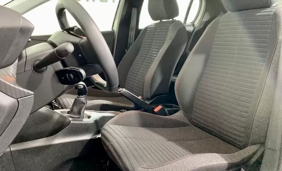 peugeot-208-2022-gasolina-1199cc