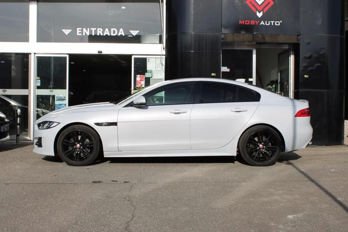 jaguar-xe-2018-diesel-1999cc