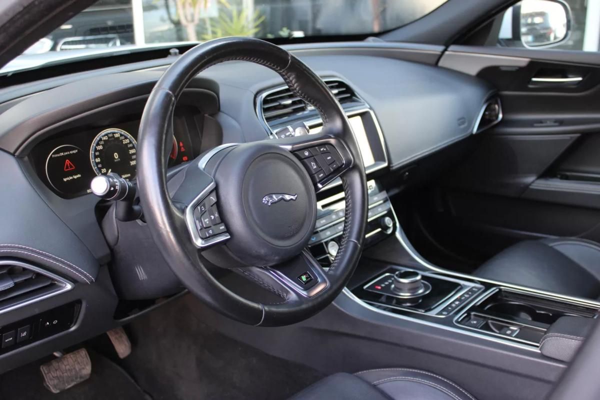 jaguar-xe-2018-diesel-1999cc