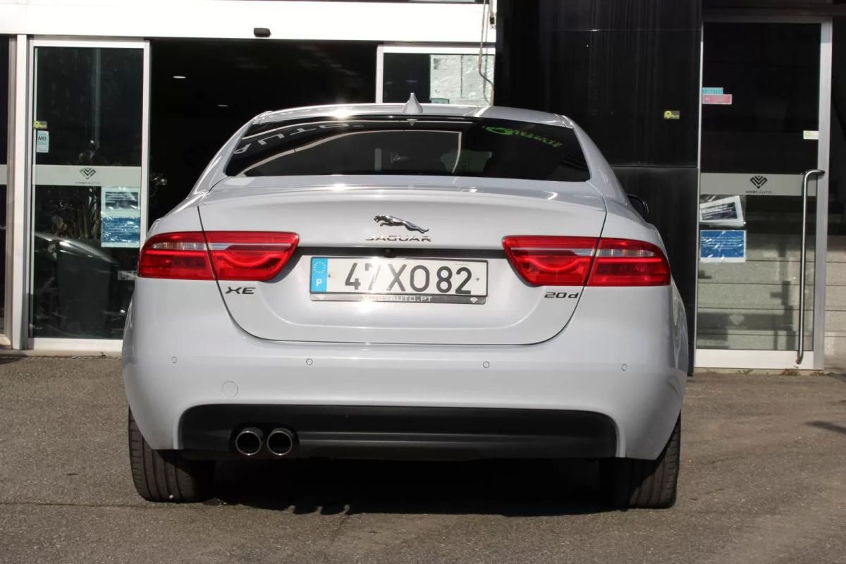 jaguar-xe-2018-diesel-1999cc