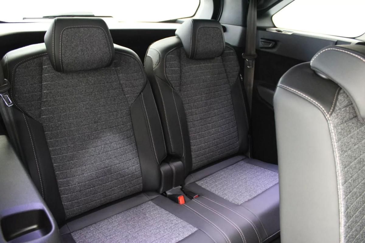 peugeot-5008-2026-hibrido-a-gasolina-1199cc