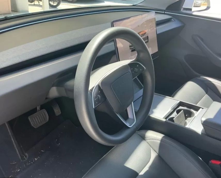 tesla-model-3-2023-eletrico-200cc