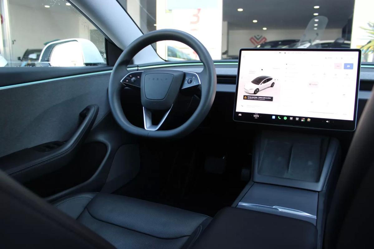 tesla-model-3-2023-eletrico-200cc