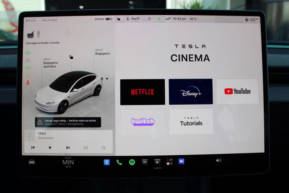 tesla-model-3-2023-eletrico-200cc