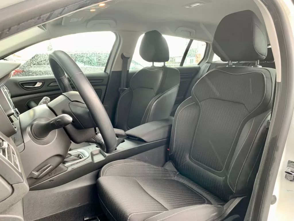 renault-megane-sport-tourer-2019-diesel-1461cc