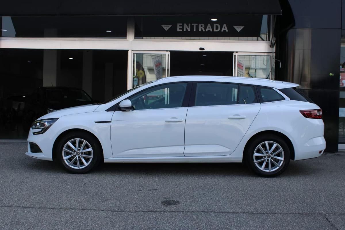 renault-megane-sport-tourer-2019-diesel-1461cc