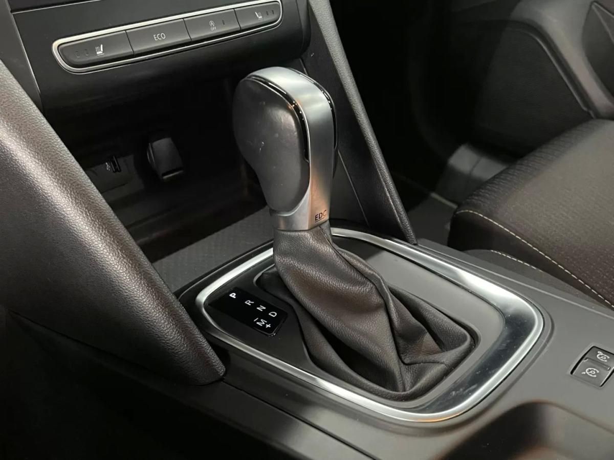 renault-megane-sport-tourer-2019-diesel-1461cc