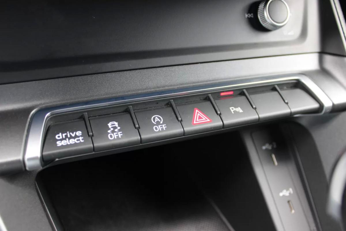 audi-q3-2022-gasolina-1498cc