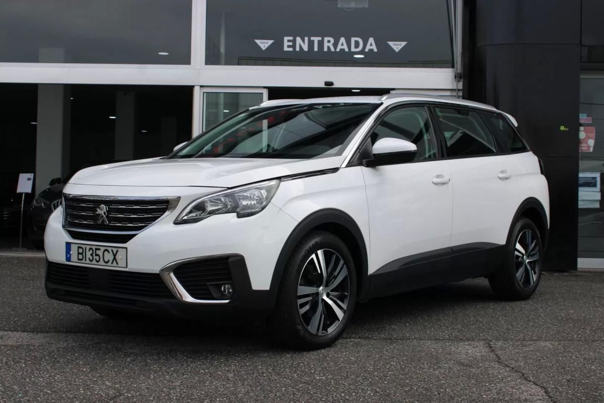 peugeot-5008-2019-diesel-1499cc