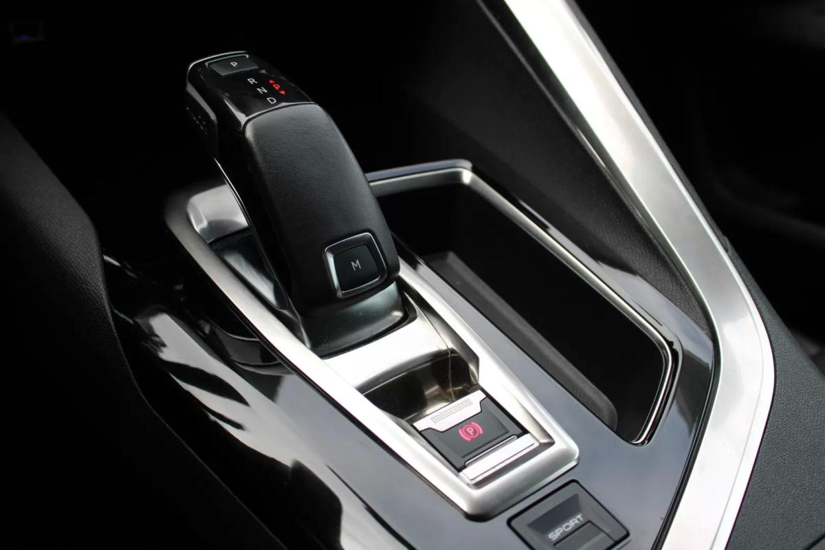 peugeot-5008-2019-diesel-1499cc
