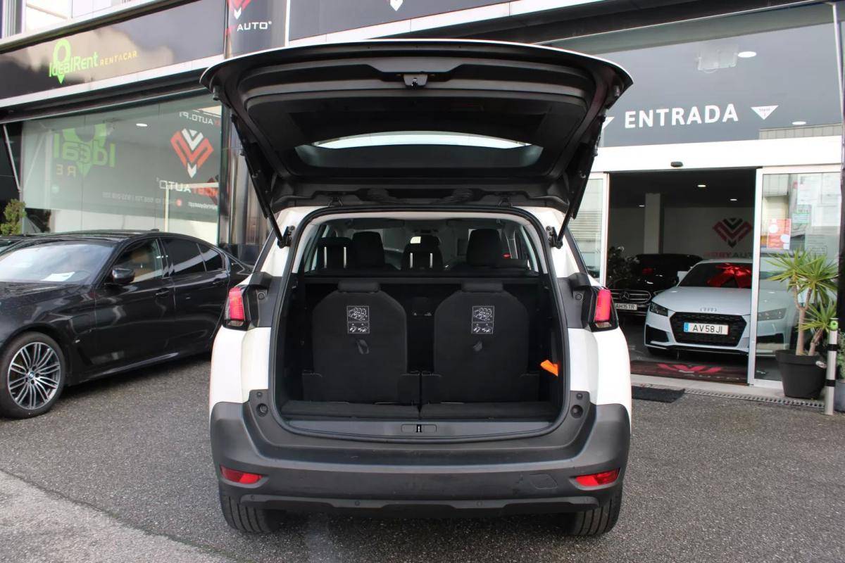 peugeot-5008-2019-diesel-1499cc