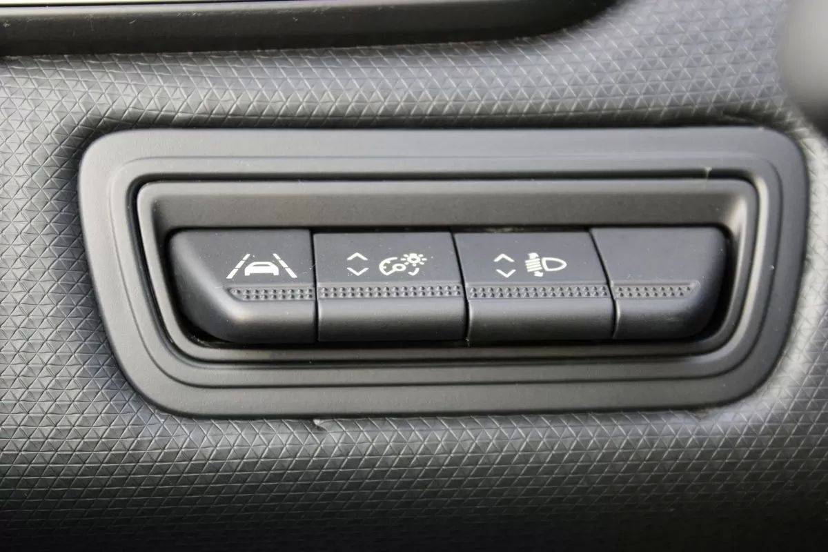 renault-clio-2023-gpl-999cc